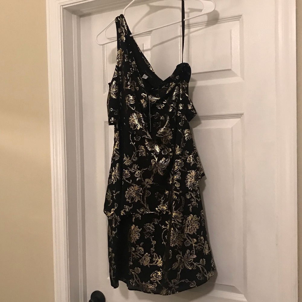 Ava & Aiden One Shoulder Dress